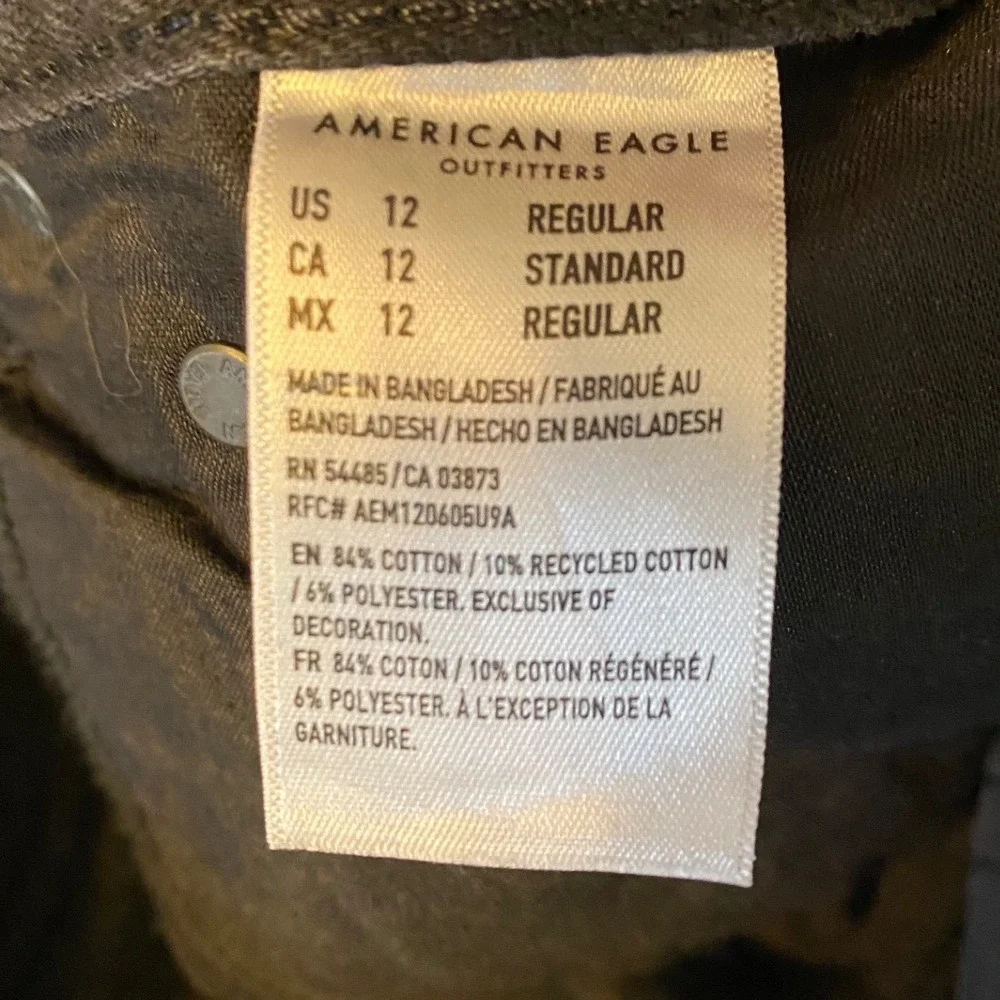 American Eagle Outfitters Women Size 12‎  Charcoal Wide Leg Crop Jeans